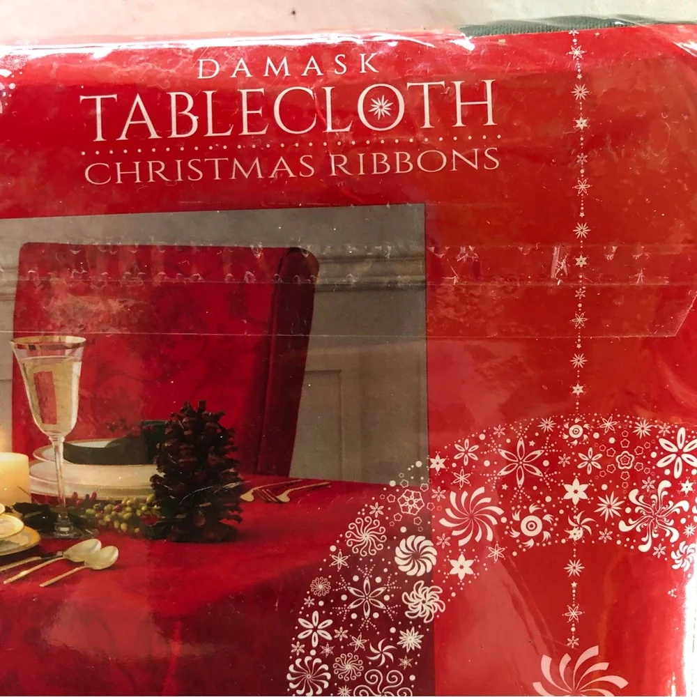 NWT Damask Tablecloth “Christmas Ribbons” Deep Olive Green 60”x120” Oblong New